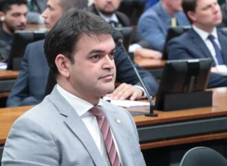 Comissão aprova permissão para Agente de Saúde usar carteira profissional como identidade