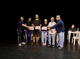 Administração Municipal de Itaúna entrega tablets a Agentes Comunitários de Saúde