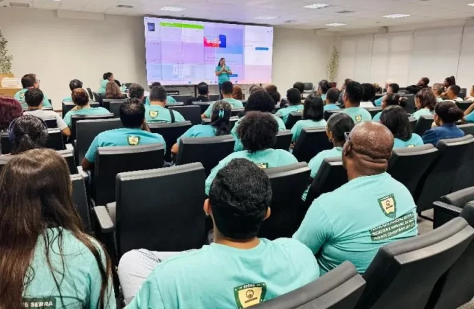 Agentes comunitários da Serra participam de capacitação para iniciar atividades