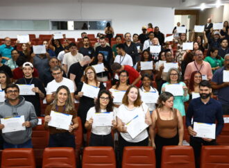 Agentes de saúde e combate às endemias de São José dos Campos  recebem certificados