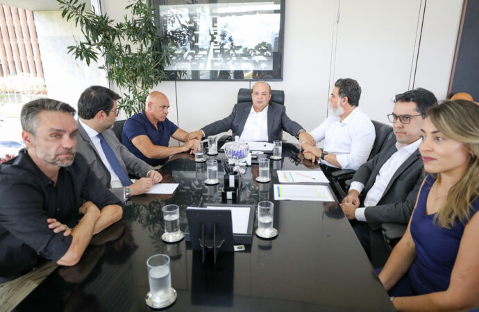 Governador Ibaneis Rocha autoriza nomeação de mais de 1,1 mil profissionais em saúde