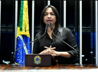 Senadora Eliziane Gama destaca valorização dos agentes comunitários em sessão sobre carteira profissional