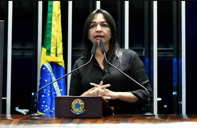 Senadora Eliziane Gama destaca valorização dos agentes comunitários em sessão sobre carteira profissional