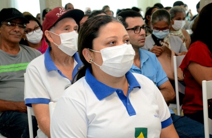 Governo Municipal entrega 57 tablets para Agentes Comunitárias de Saúde e fortalece atendimento na Atenção Primária