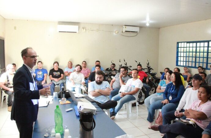 Promotor de Justiça capacita agentes de saúde sobre ética e comprometimento em Anastácio