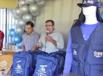 A Prefeitura de Anastácio, realizou na terça-feira (5), a entrega dos novos uniformes destinados aos agentes comunitários de saúde e agentes de endemias do município.