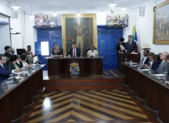 MP-BA assina acordo para regularizar seleção de agentes comunitários em Cachoeira