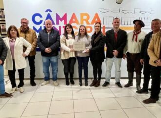 Legislativo de Pedro Osório presta homenagem aos agentes comunitários de saúde